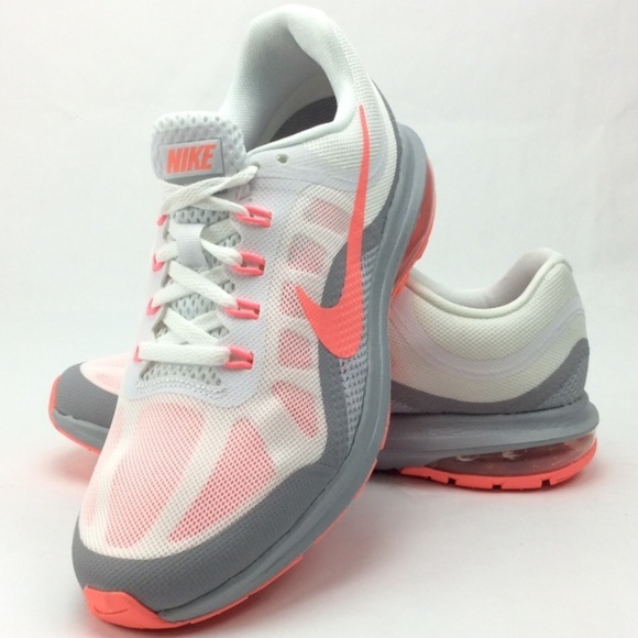 nike max dynasty 2 women's